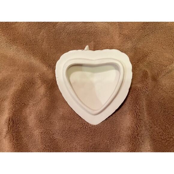 Vintage Love Birds Heart Shaped Trinket Box w/ HTF Glossy Finish - Picture 8 of 8